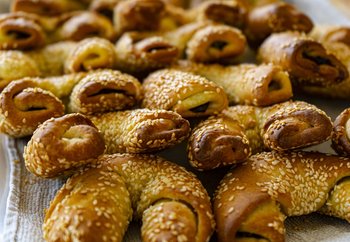 Wielkanoc w Grecji: słodycze, słodkości i wypieki świąteczne