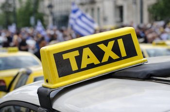 Strajk taksówkarzy w Grecji od 13 stycznia. 48-godzinne protesty sparaliżują transport