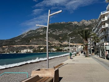 Loutraki & Beyond: Best Attractions, Thermal Spas & Seaside Ruins