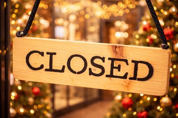 Αργίες και Χριστούγεννα στην Πολωνία το 2025: πότε είναι κλειστά τα καταστήματα και τι πρέπει να γνωρίζεις