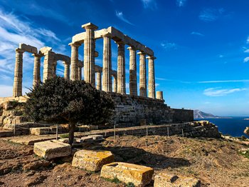 Co zobaczyć i jak dojechać z Aten do Sounio; komunikacja miejska, godziny, bilety