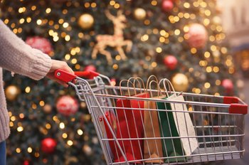 Planujesz zakupy świąteczne w Grecji? Sklepy otwarte w niedzielę 28 grudnia 2025