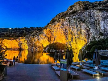 Lake Vouliagmeni: The Ultimate Guide to Greece’s Hidden Thermal Wonder
