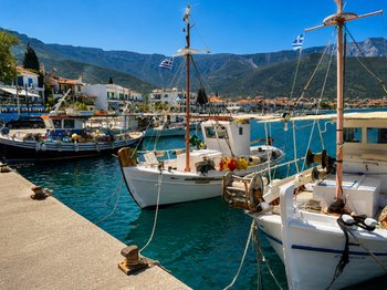 Tyros, Peloponnese - What to See? Attractions, Beautiful Beaches & a Lesser-Known Side of Greece