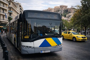 Planning a Trip to Greece? Don't Get Hit With This New 100€ Transit Fine