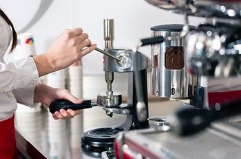 Eurogastro: Τροφοδοσία και εξοπλισμός ξενοδοχείων και μονάδων μαζικής εστίασης